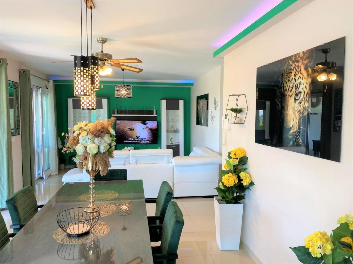 Lux Apartment Sea Shell With Jacuzzi ماكارسكا المظهر الخارجي الصورة